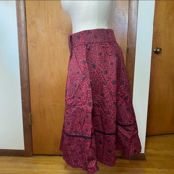 NWT Red and Black Floral A-Line Skirt 1X Plus Size with Pockets Chic Star - Picture 2 of 8